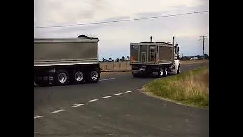 8v92 detroit diesel engine power #fyp #detroit #truck #fypシ #loud #trucking #shorts