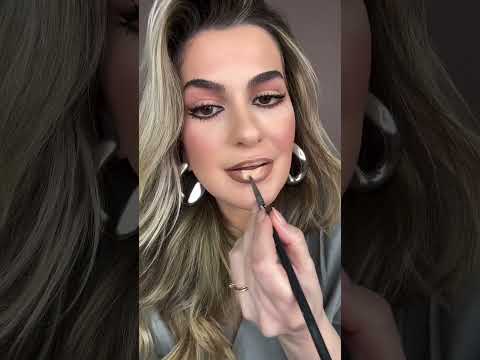 Vem aprender comigo a fazer um lábio de gringa, daqueles sem contorno 💄✨