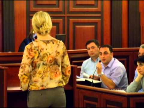 აბესაძის ცოლი იტყუება