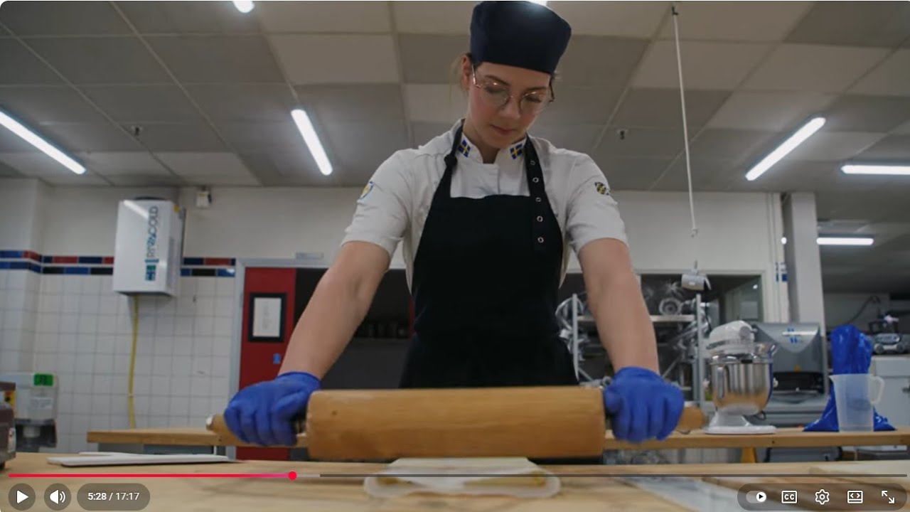 Drömmer du om att jobba som bagare? Följ med Teodora!