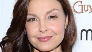 Ashley Judd  Rare G-Strlng & Bikini Moments Leave Nothing to Imagination