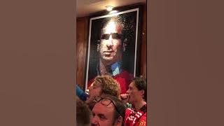 MAN UTD CHANTS IN BISHOPS BLAIZE BEFORE TOTTENHAM ON 28th OCTOBER 2017