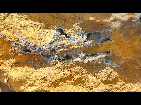 البحت حافي الاقدام بالاسياخ وملاحظة الفرق بالحداء وبدونه وكانت النتيجة تستحق الاختبار والعمل بها