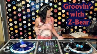 Groovin' with Z-Bear: COME OUT AND PLAY