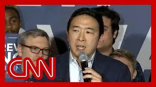 Andrew Yang suspends 2020 presidential campaign