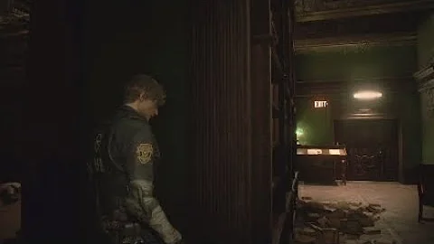 RESIDENT EVIL 2 REMAKE hide and seek with Mr.X