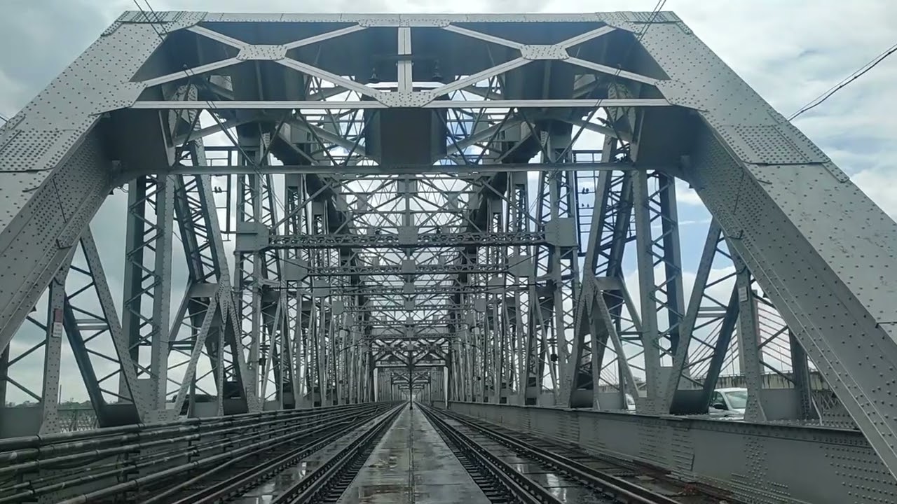 Bally Ghat Railway Station/Bally Bridge Gas Cutting☺️Subscribe My youtube channel please....❤️