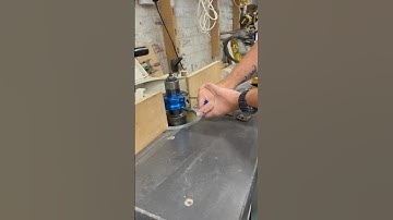 Spindle mouldering #furnituremaking #woodmachine #spindlemoulder