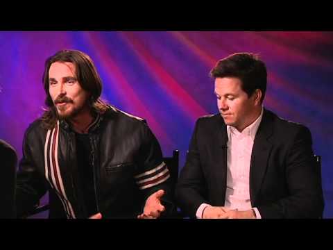 Christian Bale Sings the Powerpuff Girls Theme