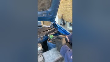 How to change front strut on toyota matrix