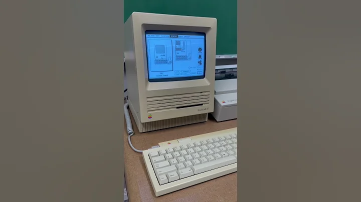 The Macintosh SE was released March 2nd 1987 #retrocomputing #80s #marchintosh #nostalgia #asmr