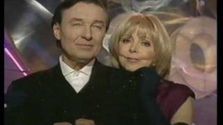 Karel Gott & Hana Zagorová - Svět má ty chvíle rád (2000)