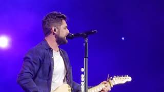Watch Thomas Rhett Renegades video