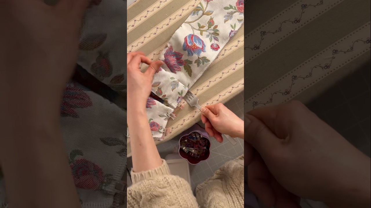 Ruffled pillow case using a Fork technique 