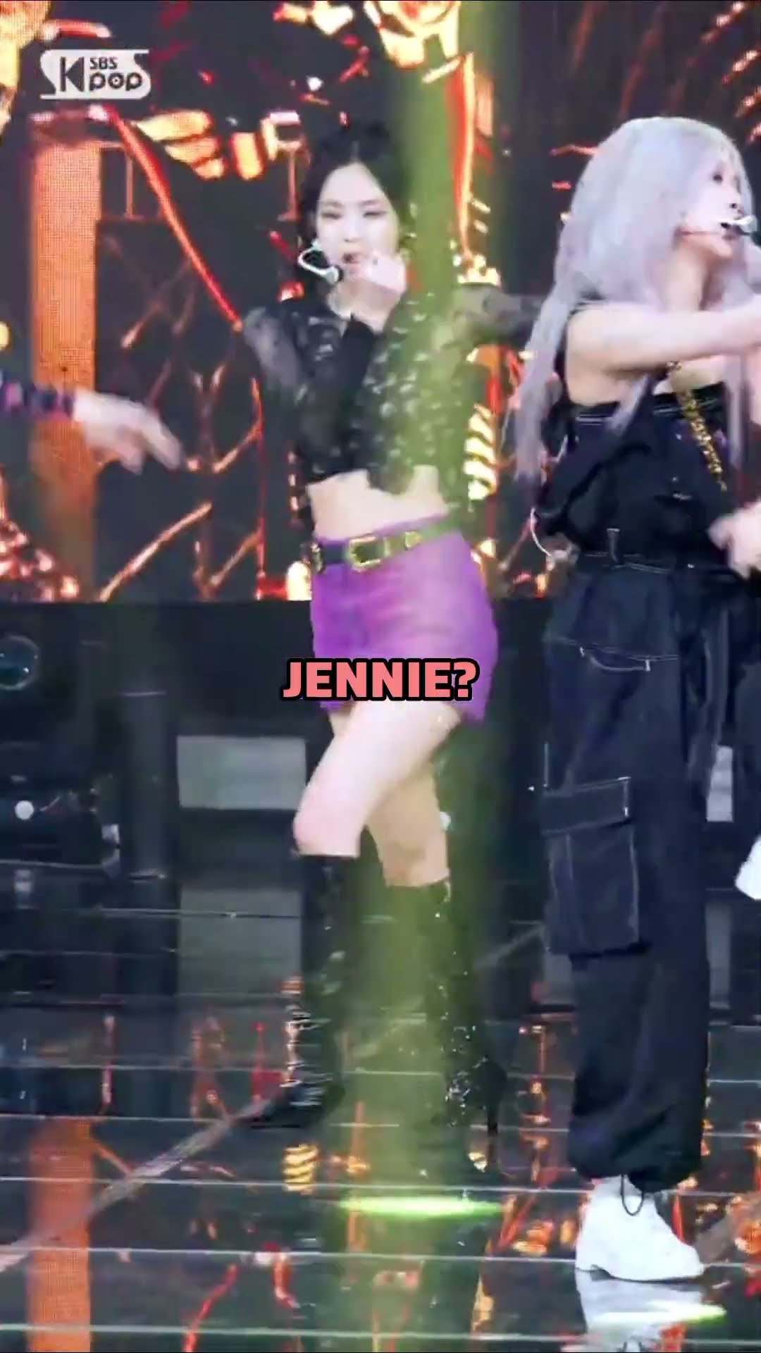 Who's hand move was perfect? #jisoo #jennie #jisoo #rosé #blackpink #shorts