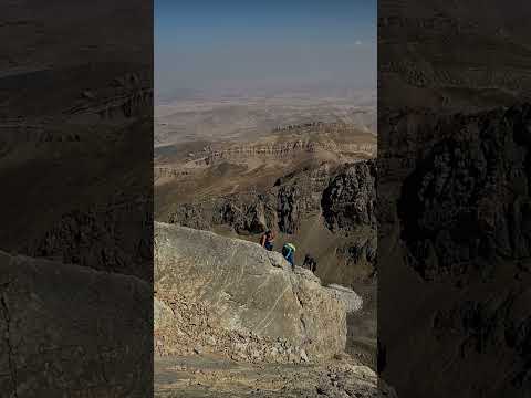 دیوانگی در کوهستان و کوهنوردی قله کولجنو یکی از بهترین قله های ایران اوشترانکو کوه کوهنوردی کوهستان