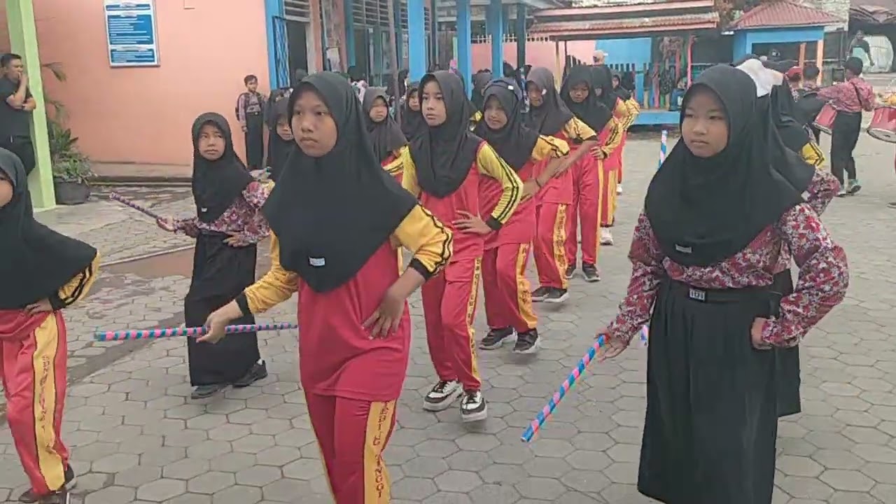 Latihan drumband, SD negeri 8 Tebing tinggi 