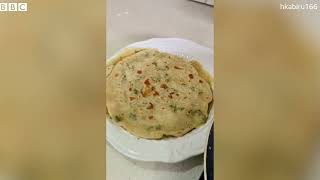 Girke-girken Ramadan: Yadda ake haɗa "flat bread" da miyar dankali screenshot 5