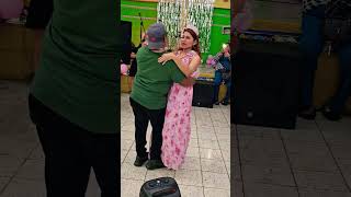wow vean este buen #baile con chico plata y andrea y final espectacular🎶👏#shorts #músic #show #viral