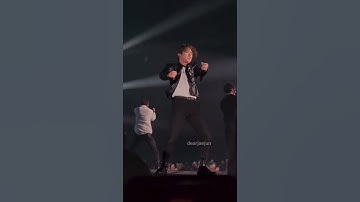 Thumbnail of Charmer leeknow🖤✨ #straykids #kpop #trending #leeknow