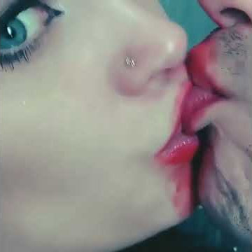 كيفيه تعليم بوس الشفايف