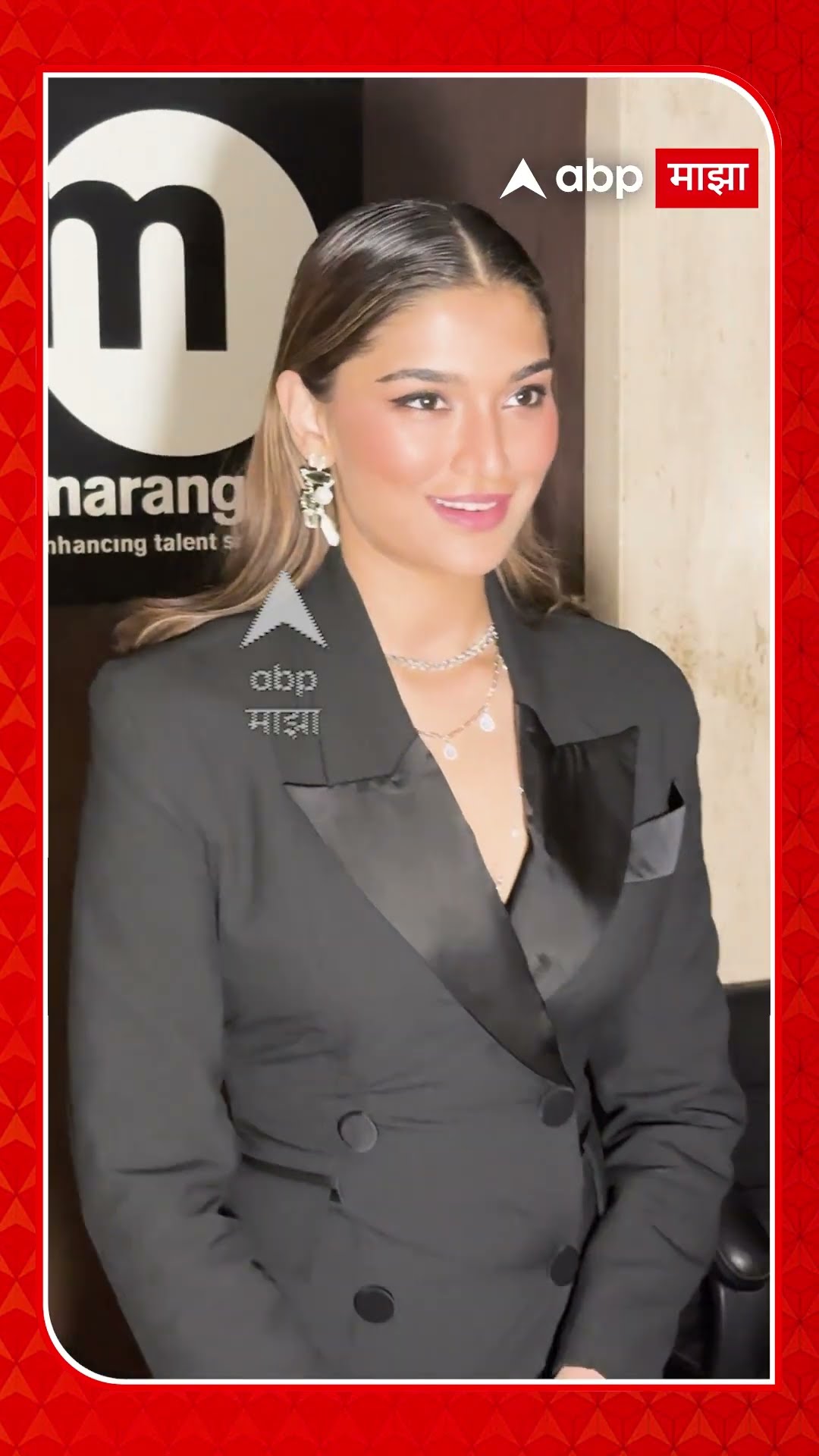 Saiee Manjrekar | स्मित हास्य, ओठांवर लाली... सई दिसतेय जाम भारी!