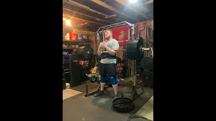 Marine Celebrates Veterans Day With Easy 520 Zerch...