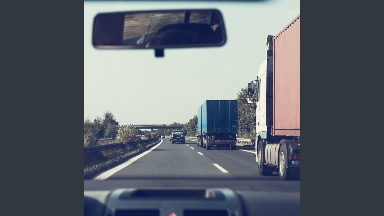 Intense Traffic auf YouTube ansehen Intense Traffic auf YouTube ansehen