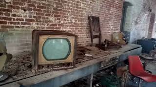 Hudson Hijinks 2: Exploring a VERY DANGEROUS Abandoned Kirkbride Asylum