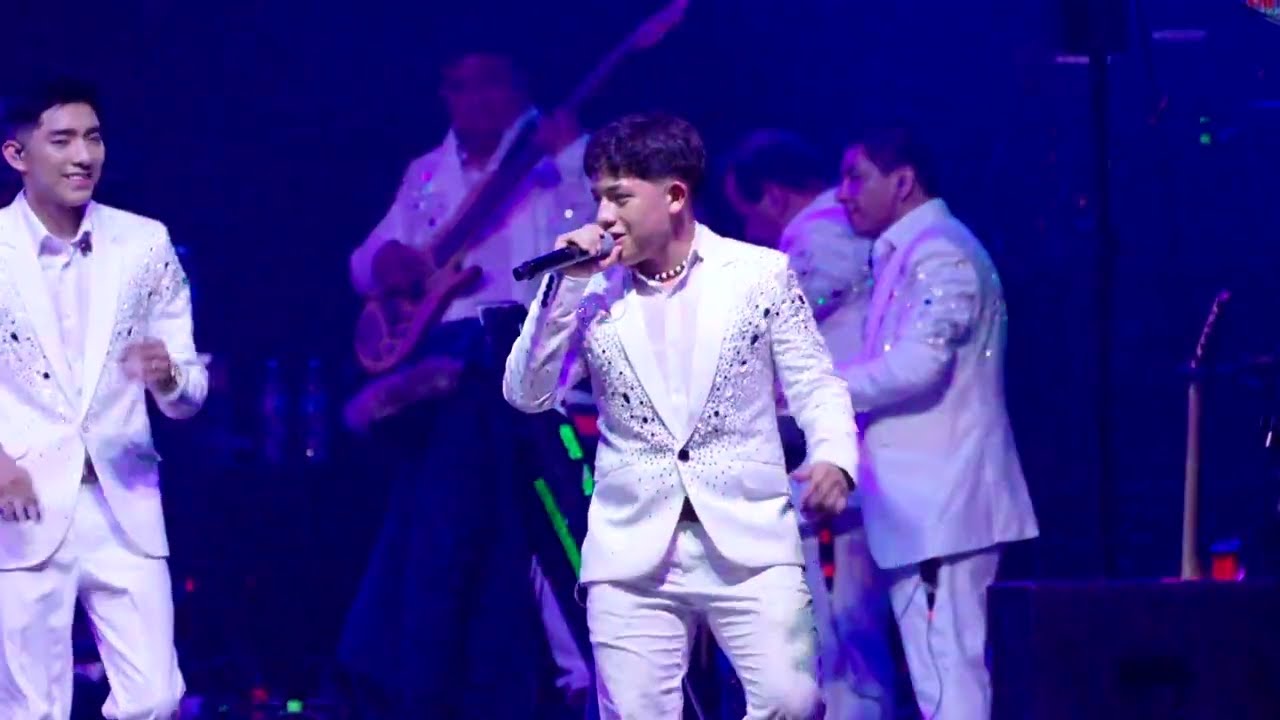 CONCIERTO en VIVO en IQUITO con la ORQUESTA LA BELLA LUZ #stivenfranco #mackeily #oscarjunior