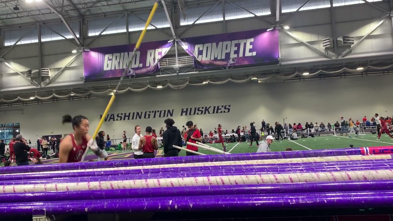 Lianne Kistler pole vault 1, 2024 Ken Shannon Invitational pole vault (23 February 2024)