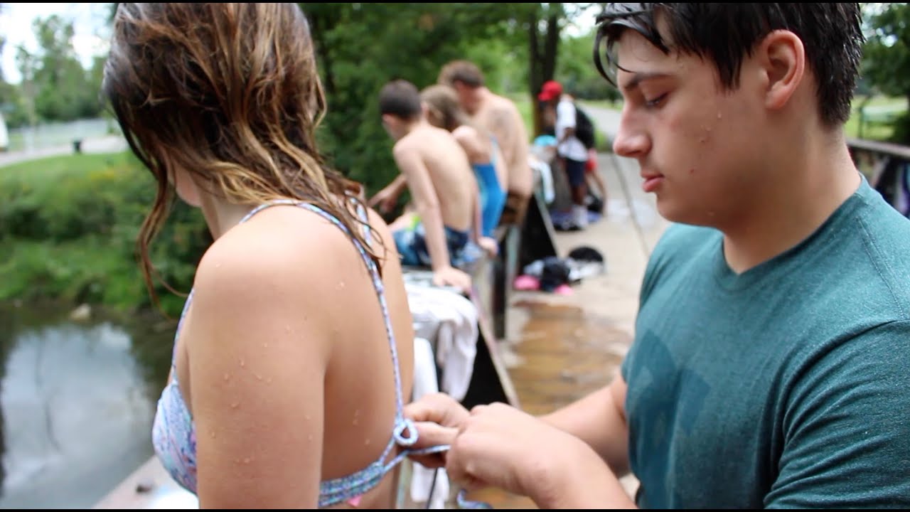 Coco quinn bathing suit fell off