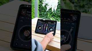 House music + finger drumming on 𝗱𝗷𝗮𝘆 for iPad ​⁠📱🤏@69Beats #djay #djmix #remix #housemusic