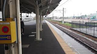 山陽本線  普通列車115系D-26編成 鴨方駅に到着