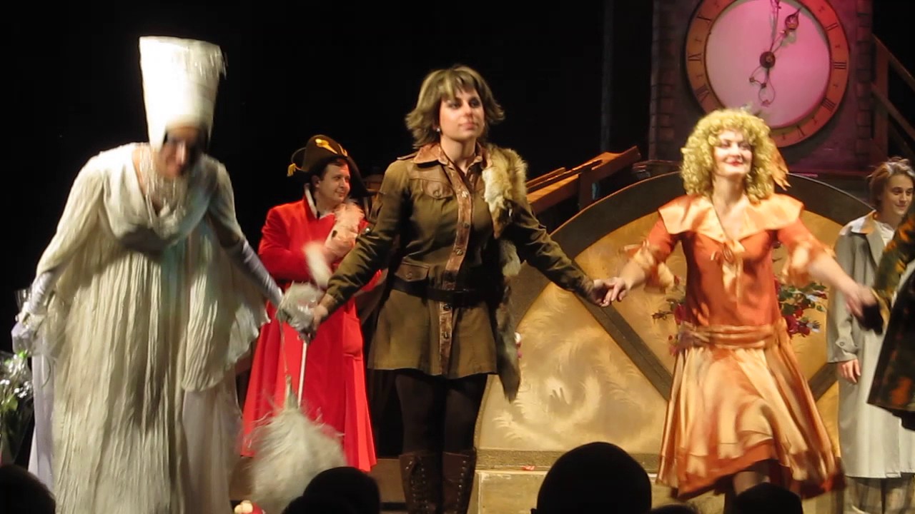 "История Кая и Герды" Молодежный театр на Фонтанке поклоны - YouTube