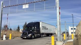Vertical Lift Gate - Advanced Entry Systems of Canada
