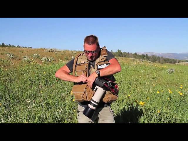 Outdoor Photographer Vest - - TheVestGuy.com - YouTube