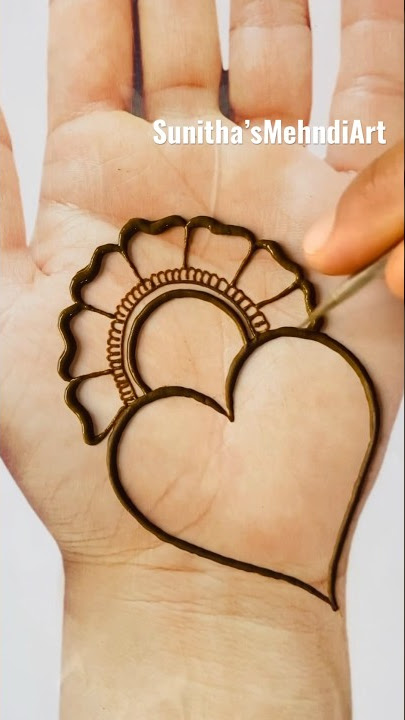 Beautiful Heart Shape Mehndi Design♥️ #mehndi #viral #shorts #youtubeshorts #sunithasmehndiart
