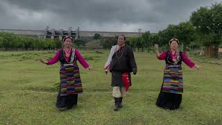 Toeshey Beautiful Step Gakyi Pelber Gorshey Dance With Sis Dosang And Frd Sogiemi