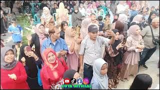 PERMOHONAN COVER TEH ADE ASTRI BARENG CUTA NADA DI BATU RUMPIL  IBU HAJAT FITRI LIA BERGEMBIRA