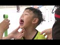 Góc nhìn trưa nay: Thực hư clip người phụ nữ trèo lên thùng xe bán tải livestream bán sầu riêng.