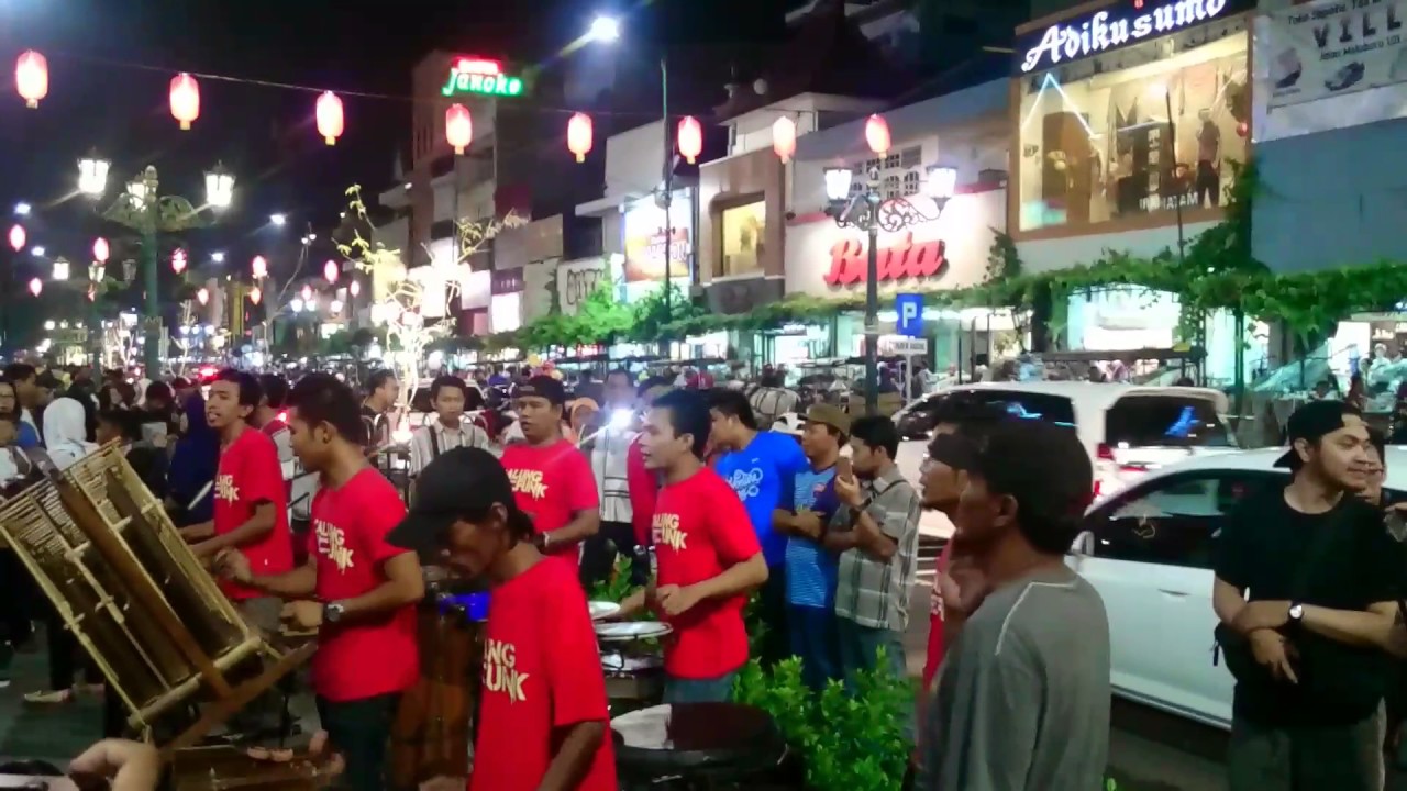 Angklung jogja - YouTube