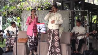 At Rumah Ranadi Kemang for Arki & Yani's Wedding Party - Saat Bahagia (cover)