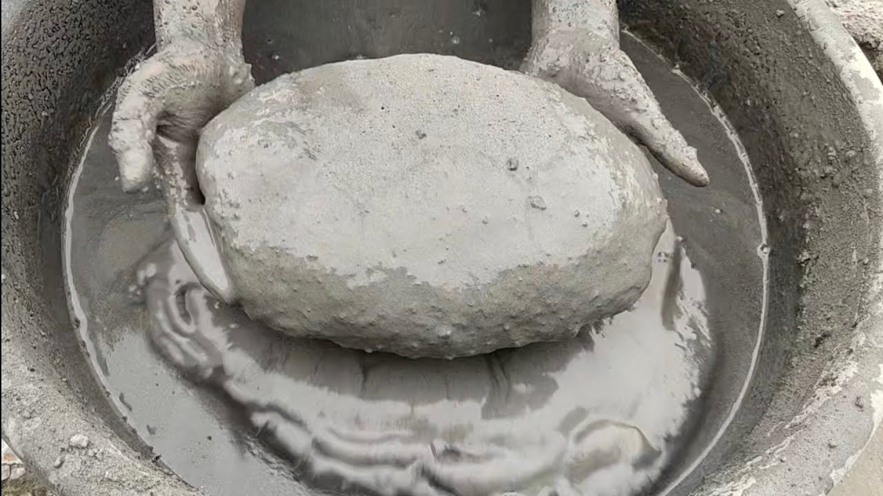 #charcoalashes Best video ever Dusty creamy yumy charcoal ashes crumbling in Lot's of water 💦 asasmr