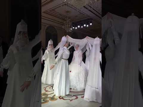 Карачаево-балкарский обряд снятие платков. Очень красиво #кавказ #wedding #кавказскиесвадьбы