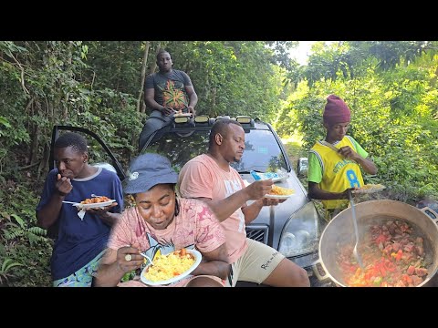 Mango Coconut rice w pigs tail & bake beans | hills cooking