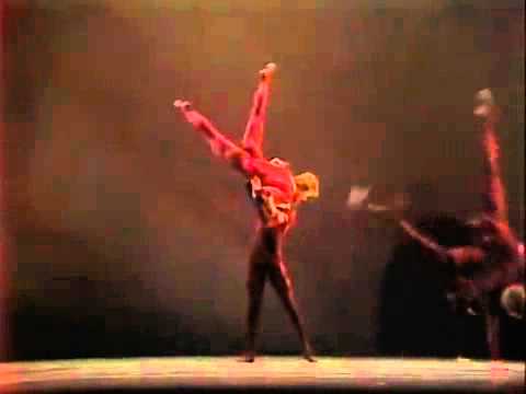 Kenneth MacMillan THREE BALLETS Concerto • Elite