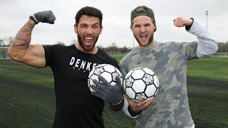 Manden har kæmpe overarme! Men hvor god er han til fodbold? ▻Türker...