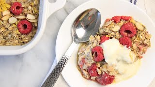 These one pan baked oats are a must try!