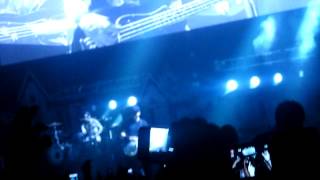 Blink 182 - I Miss You (NIA Birmingham 7/6/12)